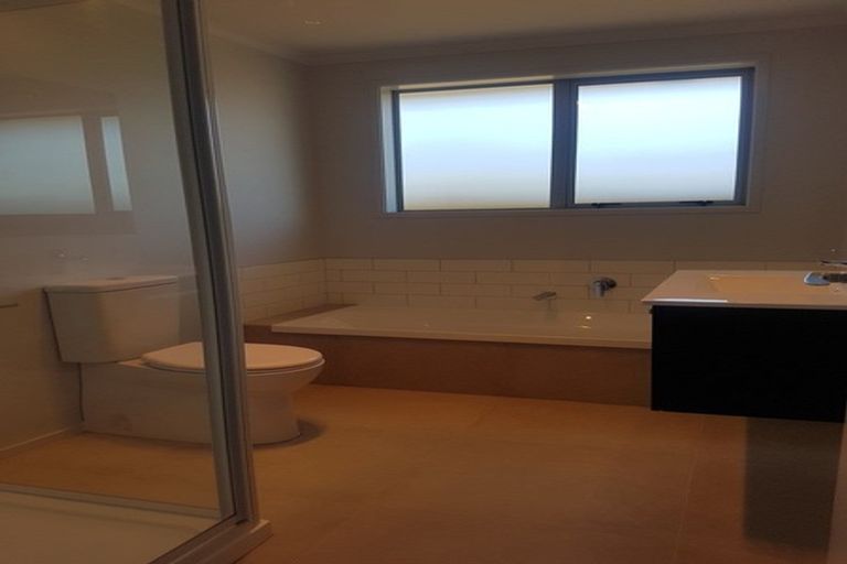 Photo of property in 72 Dunkeld Drive, Papamoa, 3118