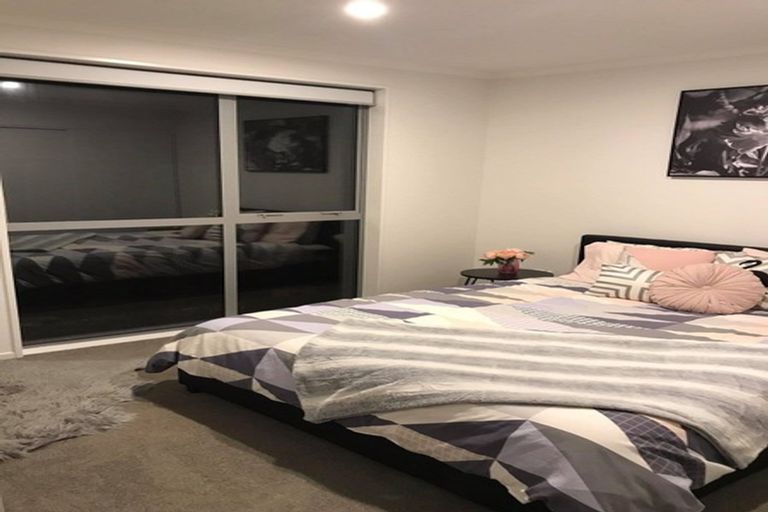 Photo of property in 8 George Square West, Wigram, Christchurch, 8025
