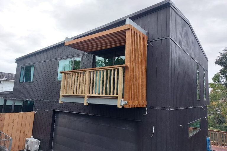 Photo of property in 20 De Val Drive, Titirangi, Auckland, 0604