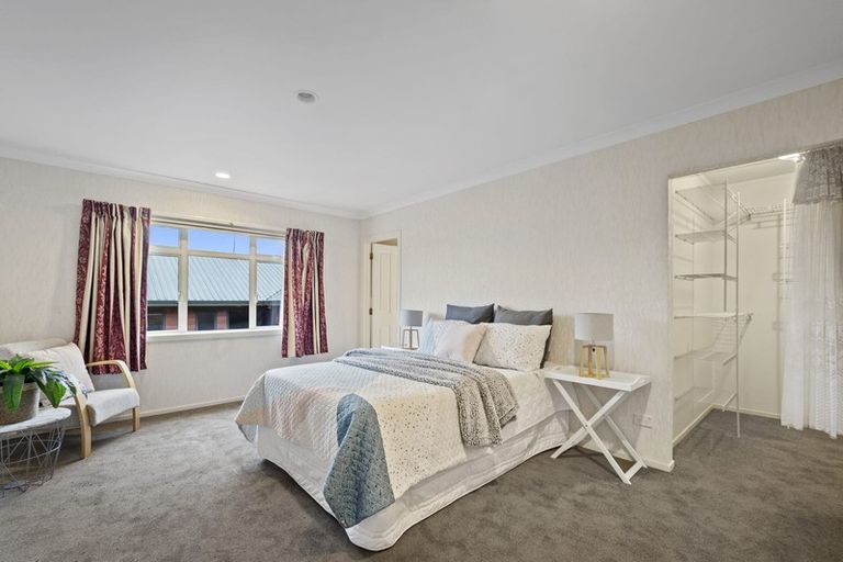 Photo of property in 4 Hunt Grove, Leamington, Cambridge, 3432
