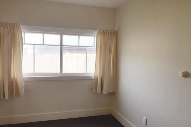 Photo of property in 10 Brynley Street, Hornby, Christchurch, 8042
