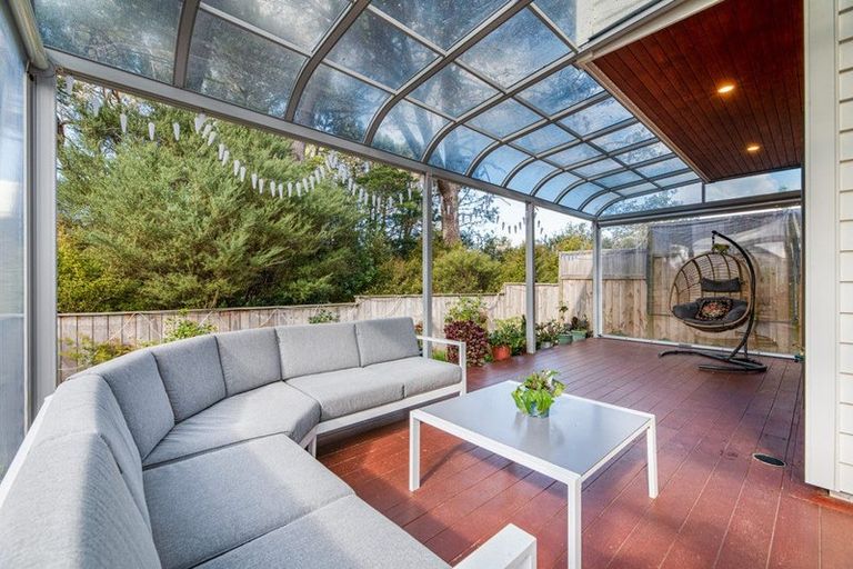 Photo of property in 73a Granville Drive, Massey, Auckland, 0614