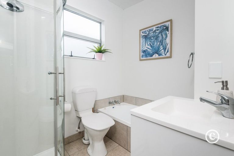 Photo of property in 14-f2 Tireti Road, Titahi Bay, Porirua, 5022