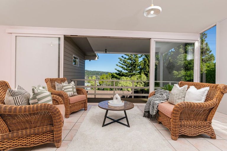 Photo of property in 71 Pleasant Road, Glen Eden, Auckland, 0602