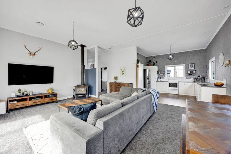 Photo of property in 58 Matai Street, Inglewood, 4330