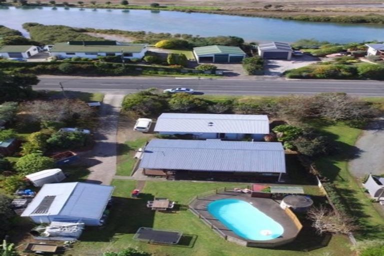 Photo of property in 141 Marsden Point Road, Ruakaka, 0116