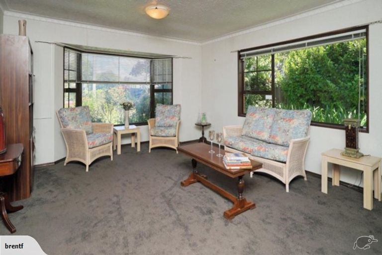 Photo of property in 84 Memorial Avenue, Ilam, Christchurch, 8053