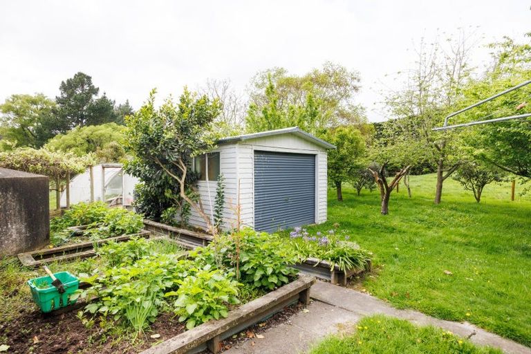Photo of property in 31 Kahuterawa Road, Linton, Palmerston North, 4472