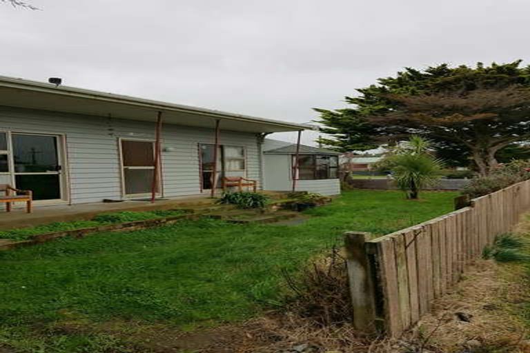 Photo of property in 19 Edinburgh Terrace, Foxton Beach, Foxton, 4815