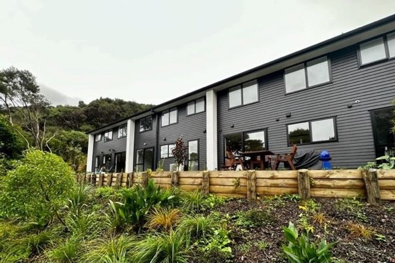 Photo of property in 62 Martingale Drive, Whitby, Porirua, 5024