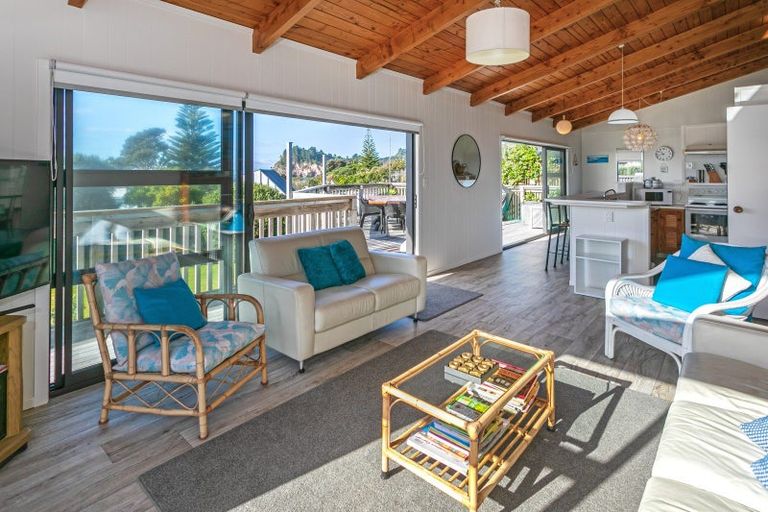 Photo of property in 3 Kon Tiki Road, Whiritoa, Whangamata, 3691