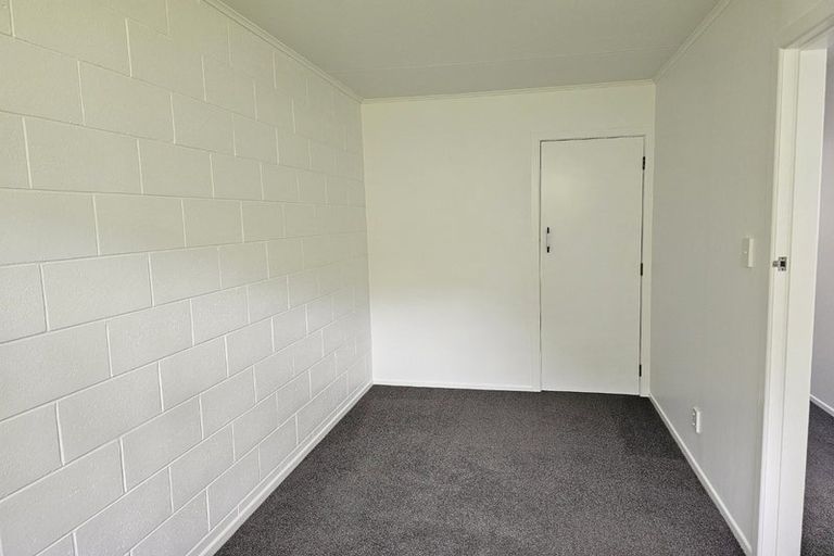 Photo of property in 196f2 Helston Road, Paparangi, Wellington, 6037