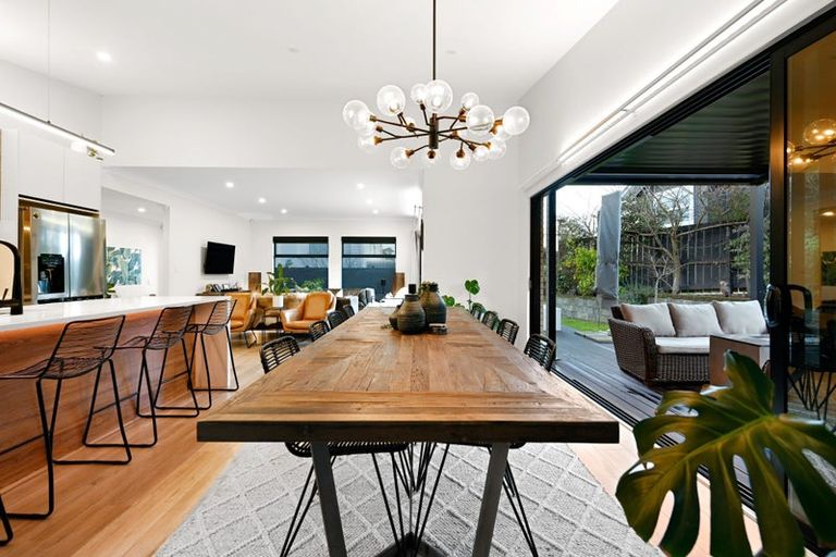 Photo of property in 3d Lake Domain Drive, Frankton, Hamilton, 3204