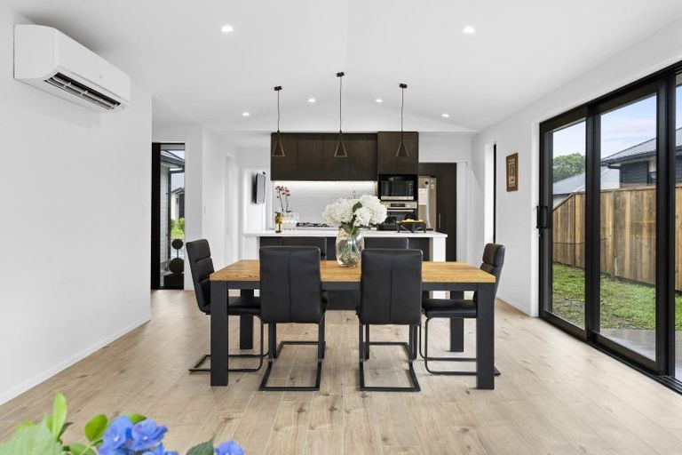 Photo of property in 13 Ruru Street, Cambridge, 3434