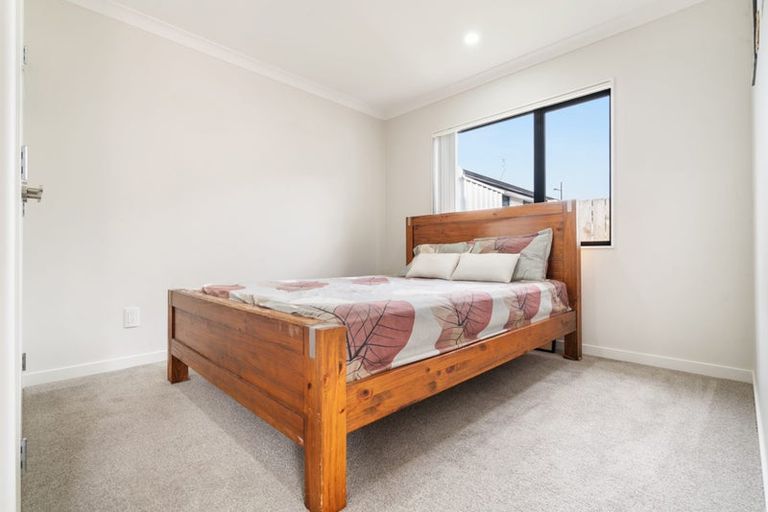 Photo of property in 18 Softwood Avenue, Takanini, 2110