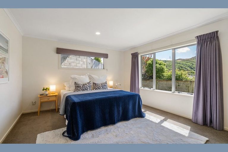 Photo of property in 16 Eastcott Grove, Churton Park, Wellington, 6037