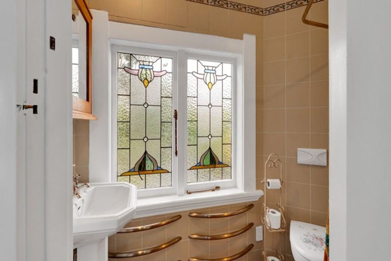 Photo of property in 49 Waihi Road, Hawera, 4610