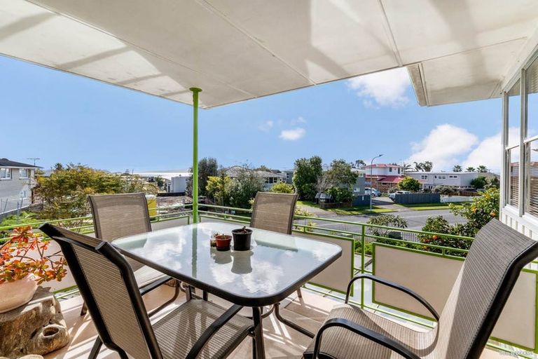 Photo of property in 7 Sea Spray Drive, Bucklands Beach, Auckland, 2012