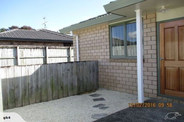 Photo of property in 9a Margarita Rise, Pukekohe, 2120