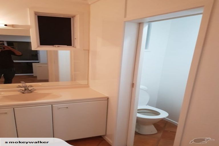 Photo of property in 109 Eskdale Road, Birkdale, Auckland, 0626