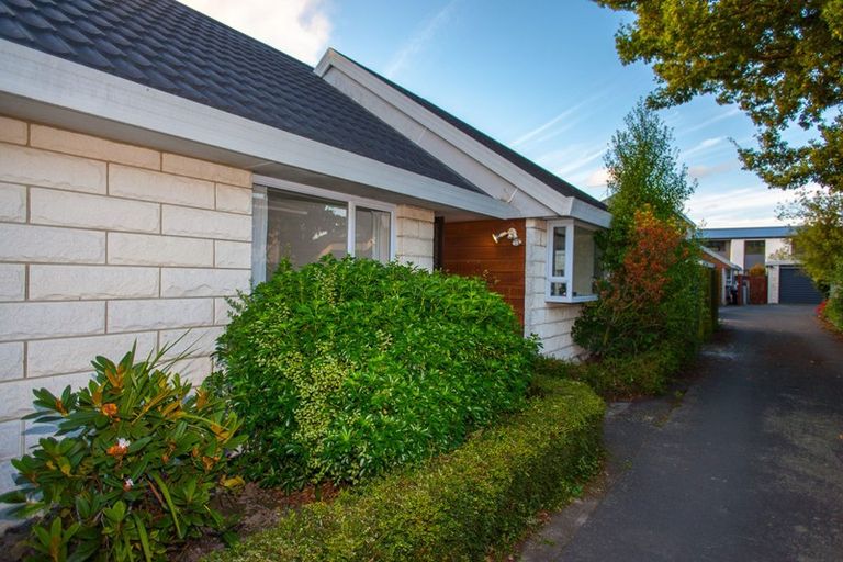 Photo of property in 15a Radnor Street, St Albans, Christchurch, 8014