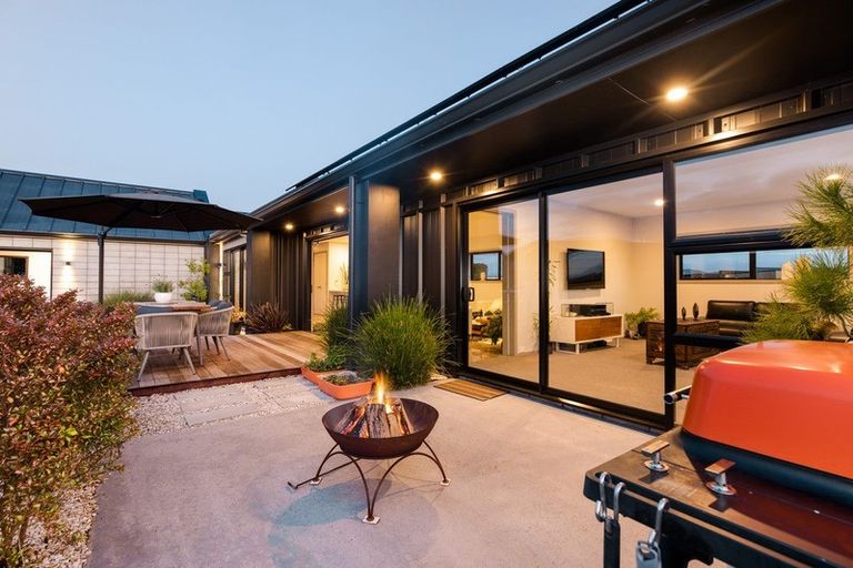 Photo of property in 16 Kaniera Terrace, Cambridge, 3434