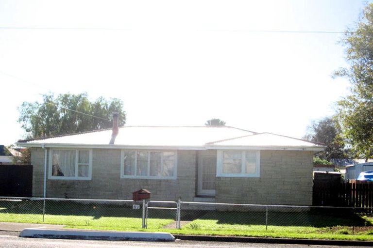 Photo of property in 1/87 Russell Road, Manurewa, Auckland, 2102