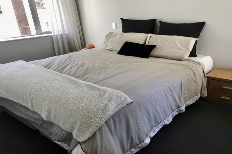 Photo of property in Republic Apartments, 6a/11 Tennyson Street, Te Aro, Wellington, 6011