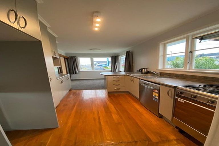 Photo of property in 190 Archers Road, Glenfield, Auckland, 0629