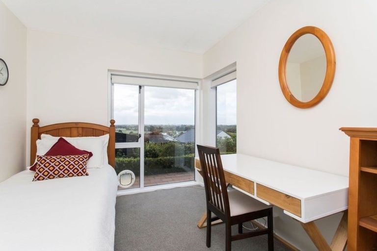 Photo of property in 5 Uldale Place, Northpark, Auckland, 2013