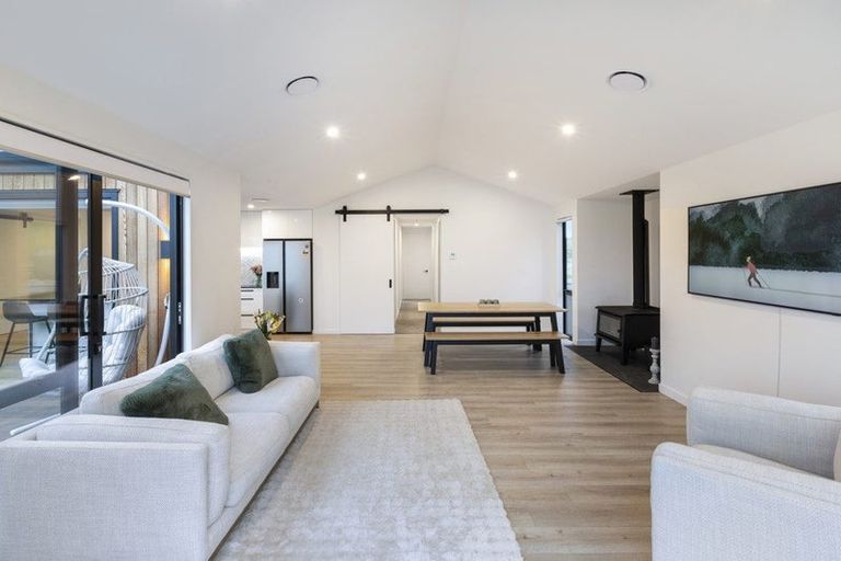 Photo of property in 34 Waitai Close, Long Bay, 0630