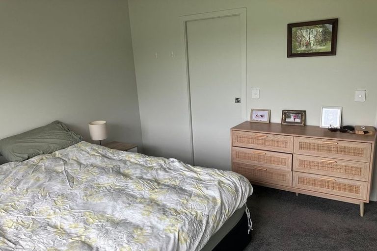 Photo of property in 8/28 Fitzherbert Road, Wainuiomata, Lower Hutt, 5014