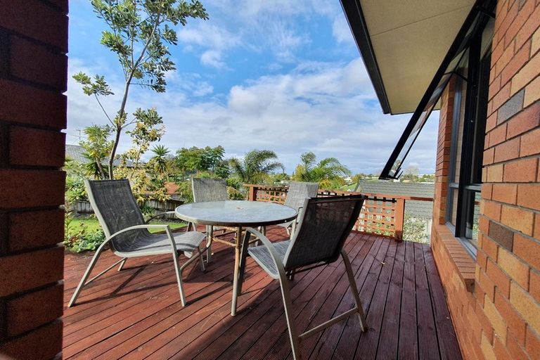 Photo of property in 96 Kamara Road, Glen Eden, Auckland, 0602