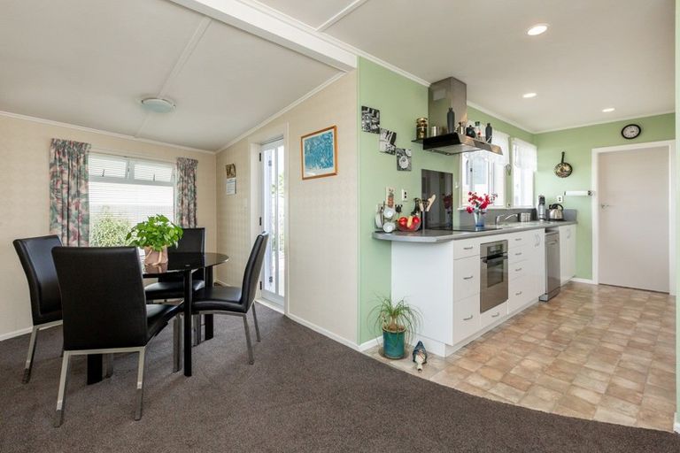 Photo of property in 24 O'dowd Road, Taradale, Napier, 4112