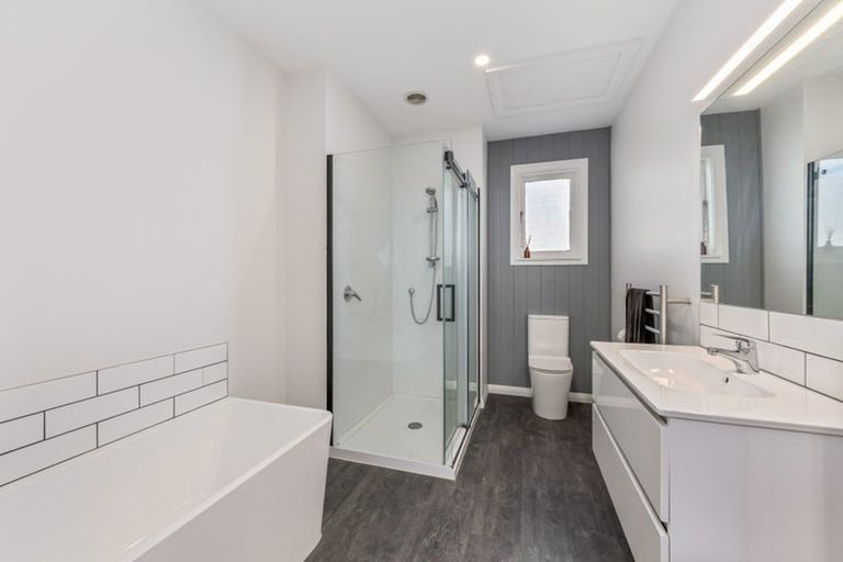 Photo of property in 24 Eltham Road, Blenheim, 7201