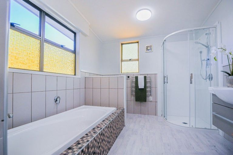 Photo of property in 3 Russell Street, Waipukurau, 4200