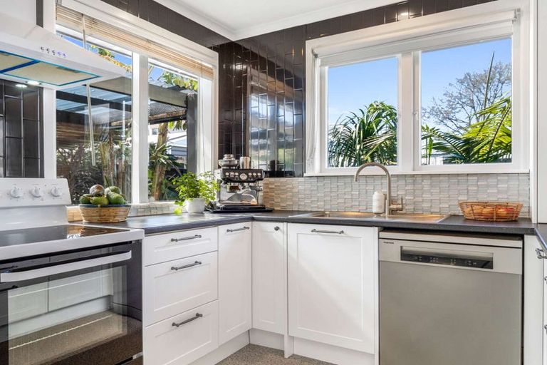 Photo of property in 7 Glenfield Place, Brookfield, Tauranga, 3110