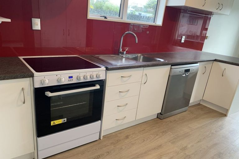 Photo of property in 25 Nassau Avenue, Grenada North, Wellington, 5028