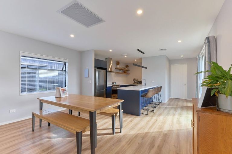 Photo of property in 21 Maurice James Way, Prebbleton, 7604