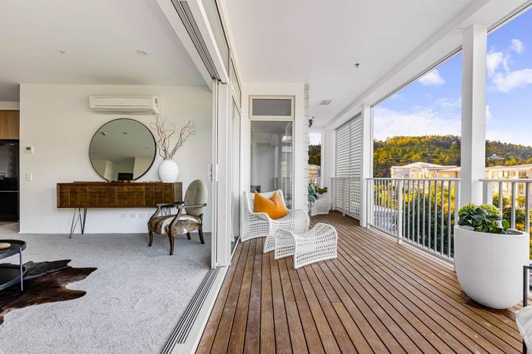 Photo of property in 117 Hibiscus Drive, Orewa, 0931