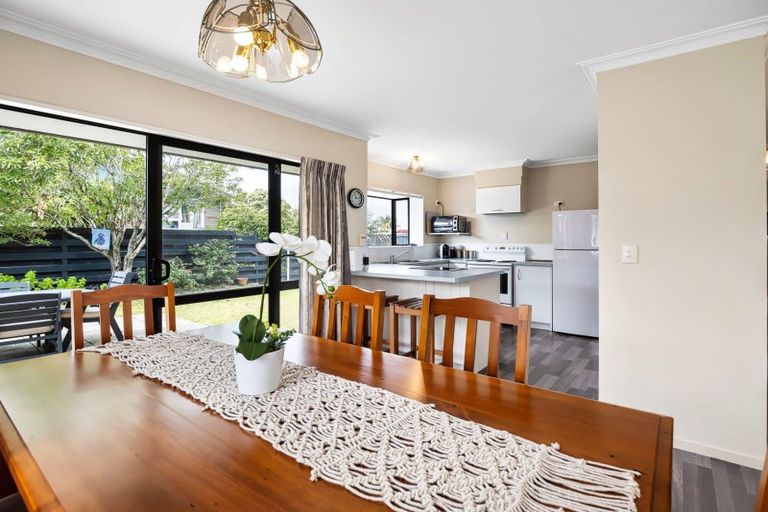 Photo of property in 10 Golf Road, Mount Maunganui, 3116