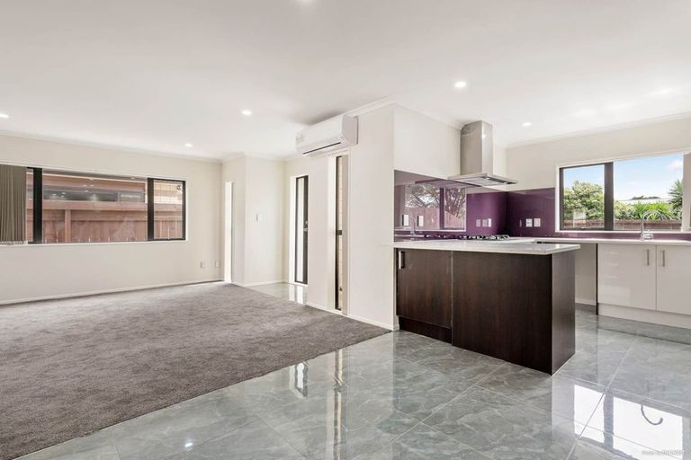 Photo of property in 7a Sturdee Road, Manurewa, Auckland, 2102