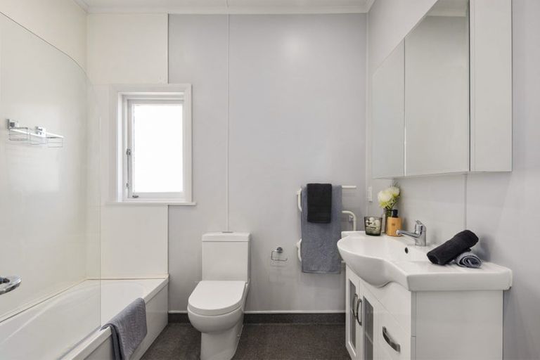 Photo of property in 9 Liffey Street, Island Bay, Wellington, 6023