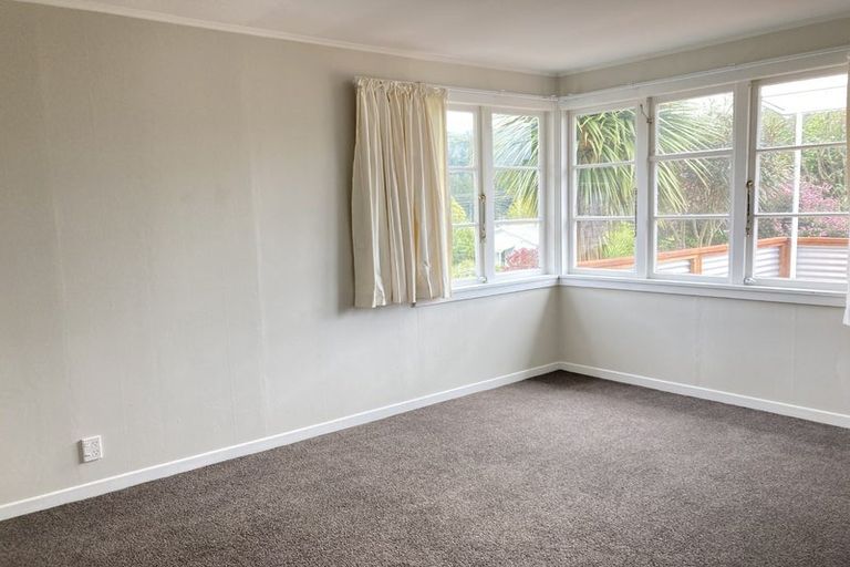 Photo of property in 146 Waikawa Road, Picton, 7220