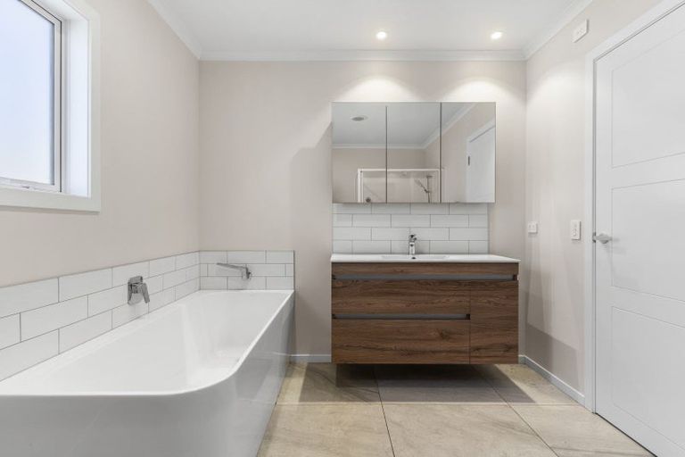 Photo of property in 119 Moana Anu Anu Avenue, Whangamata, 3620