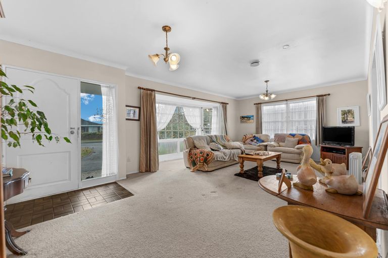 Photo of property in 42 Manse Road, Pahurehure, Papakura, 2113