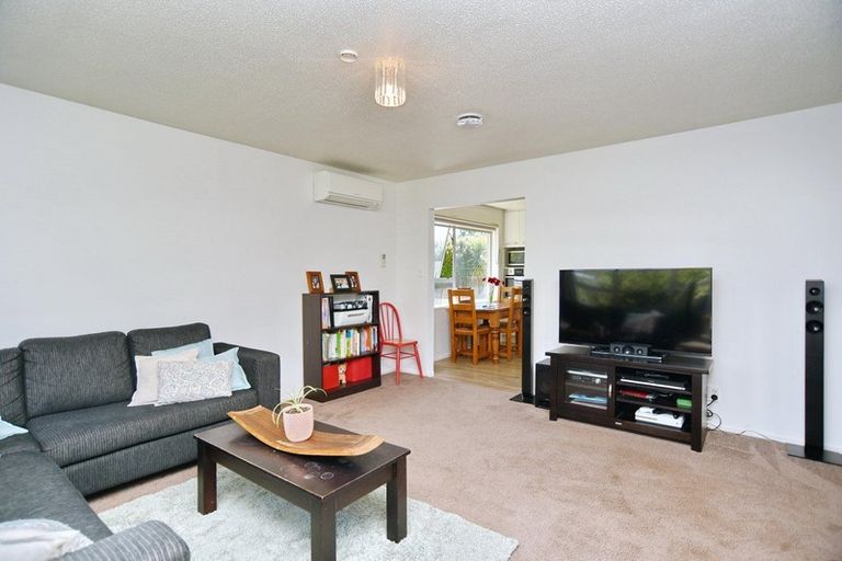 Photo of property in 27 Parkhouse Drive, Rangiora, 7400