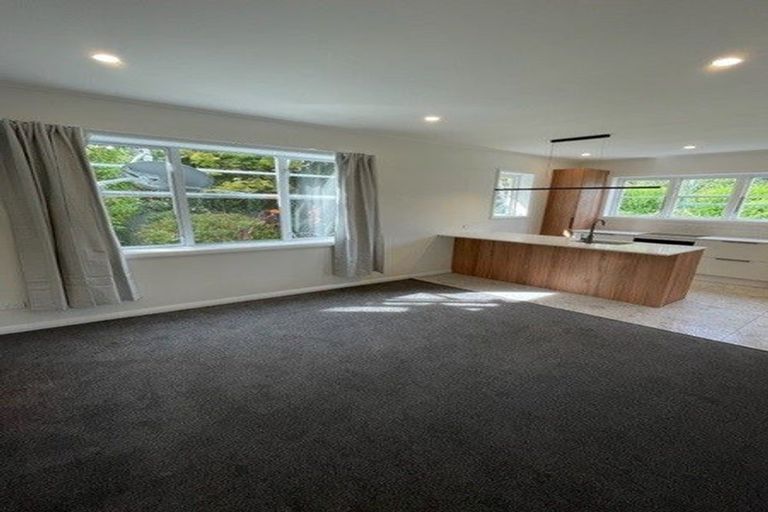 Photo of property in 27 Piko Crescent, Riccarton, Christchurch, 8041
