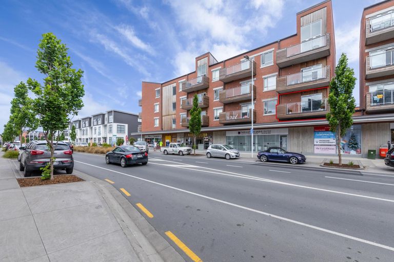 Photo of property in 104/160b Hobsonville Point Road, Hobsonville, Auckland, 0616