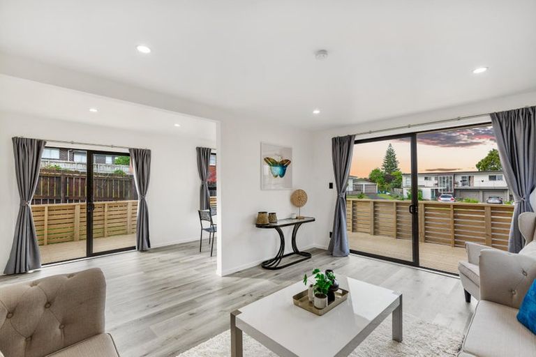 Photo of property in 38 Meilland Place, Glen Eden, Auckland, 0602